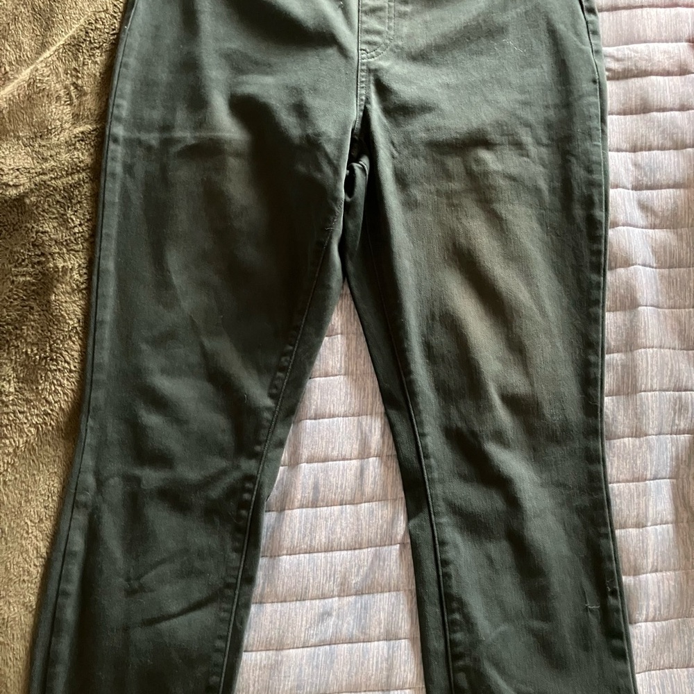 Uniqlo Women's Dark Green Straight Leg Jeans